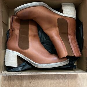 Free People Essential Chelsea Boot